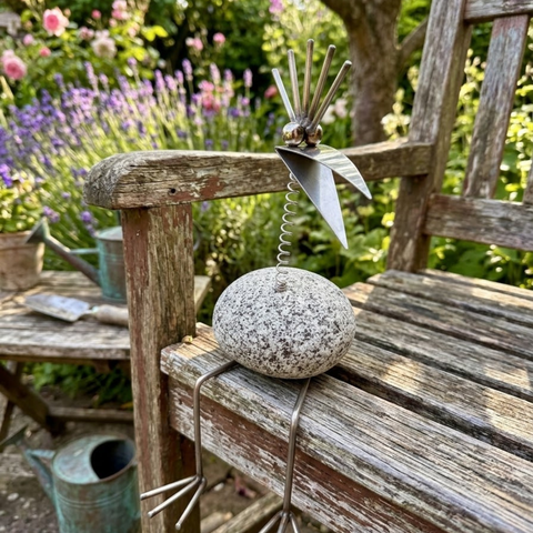Steinvogel Kantenhocker Wackelkopf aus Granit und Edelstahl Naturstein Deko
