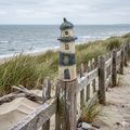 Zaunhocker Leuchtturm Ocean aus Keramik – maritime Gartendeko