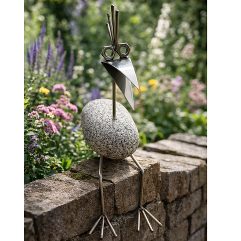 Steinvogel Kantenhocker aus Granit und Edelstahl Naturstein Deko