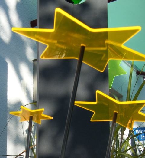 Sonnenfänger Stern 8 cm – Licht und Laune® mit Acrylglasstab zur Wahl