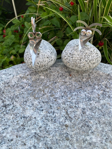 Vogelbad Granit rund ca. 34 cm mit 2 Steinvögeln Granit und Edelstahl