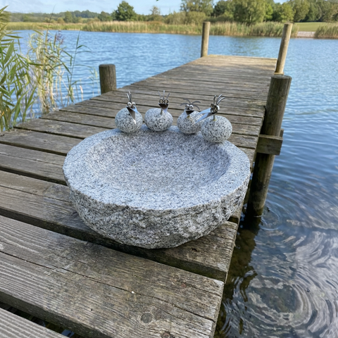 Vogelbad Granit rund ca. 34 cm mit 4 Steinvögeln Granit und Edelstahl