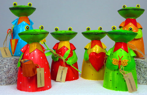 Zaunhocker "Froschdame" aus Metall ca. 20 cm zur Wahl