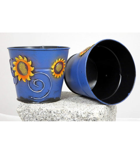 Blumenübertopf aus Metall blau mit Sonnenblumen ca. 11cm hoch Handarbeit