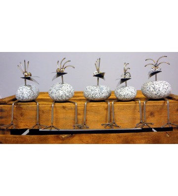 Steinvogel Kantenhocker aus Granit und Edelstahl kurzer Hals Naturstein Deko