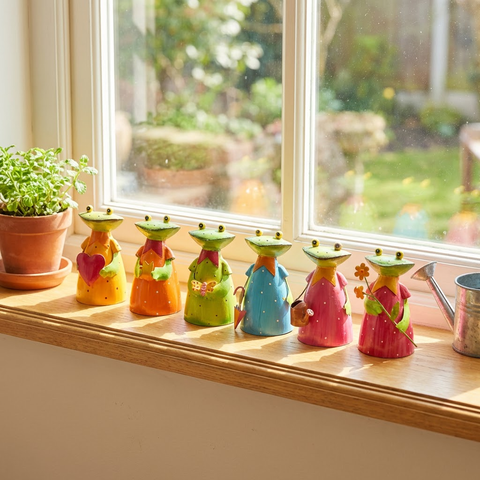 Zaunhocker Froschdame aus Metall 20 cm – 6 Varianten zur Auswahl