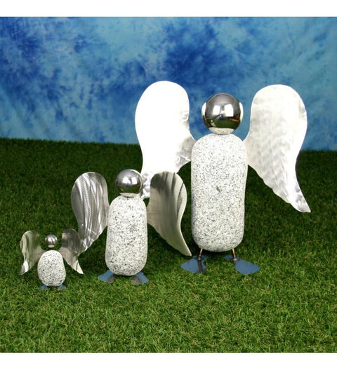 Engel ca. 10cm hoch aus Granit und Edelstahl