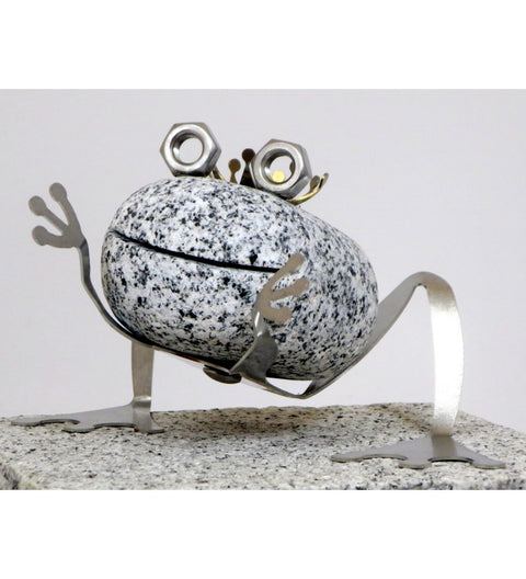 Steintier Frosch Kiss me aus Granit und Edelstahl