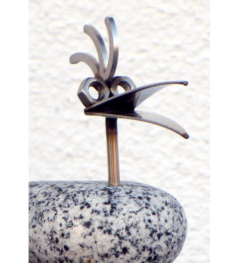 Steinvogel Küken ca.10cm als Gartenstecker ca. 68cm aus Granit und Edelstahl