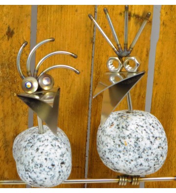 Steinvogel Pärchen Hängend aus Granit und Edelstahl  Naturstein Deko