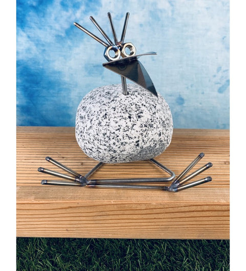 Steinvogel Yogi ca. 14 cm aus Granit und Edelstahl